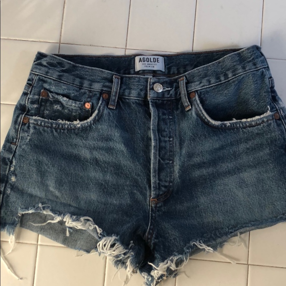AGoldie Parker vintage cut off short